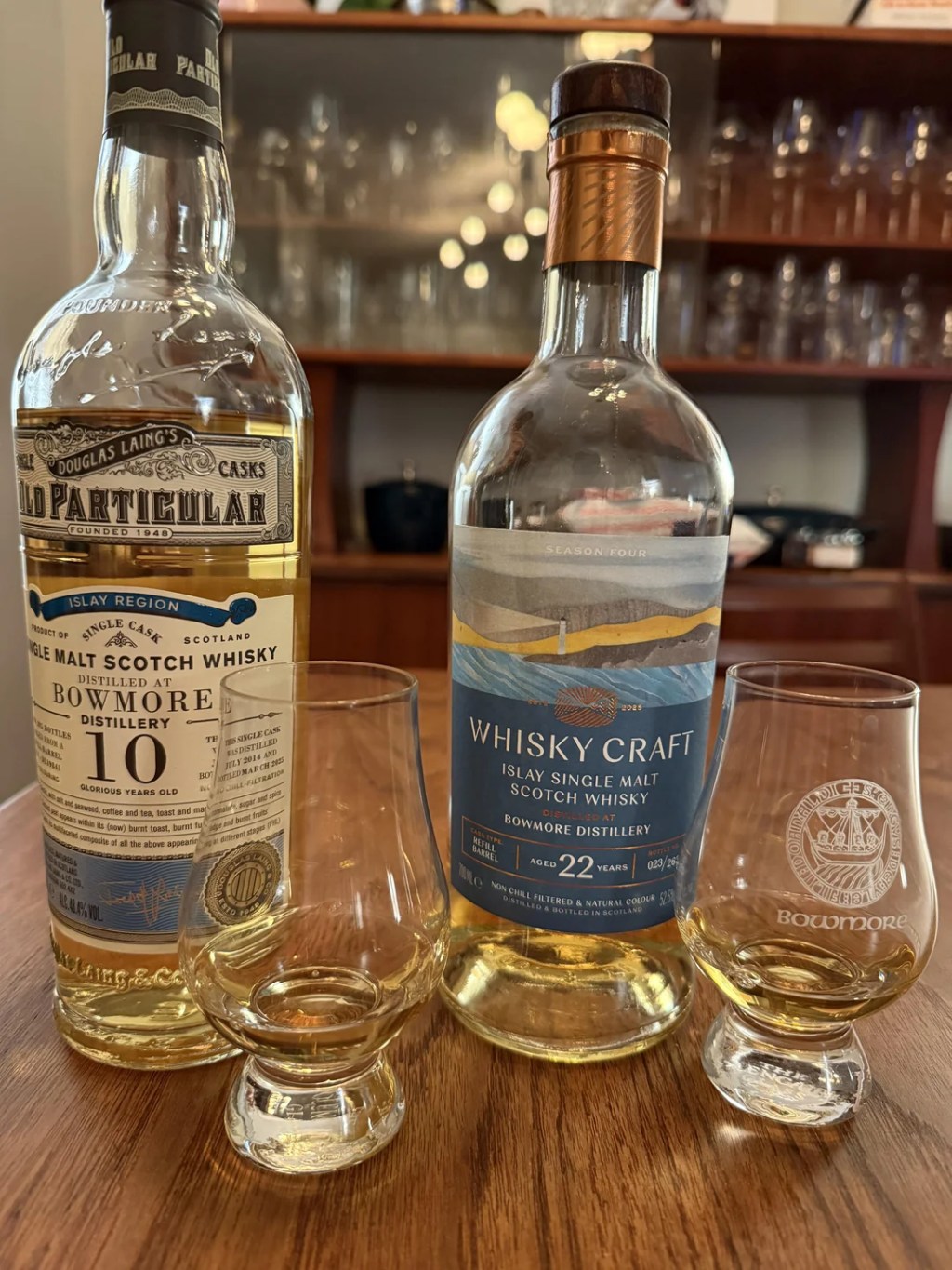 Bowmore: 10 year 2014 Old Particular and 22 year Whisky Craft Season 4